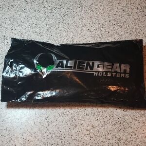 Alien Gear Cloak Tuck 3.0 Holster